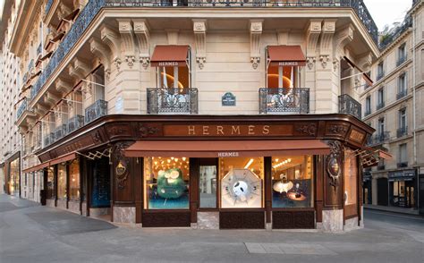 Hermès, Shopping 